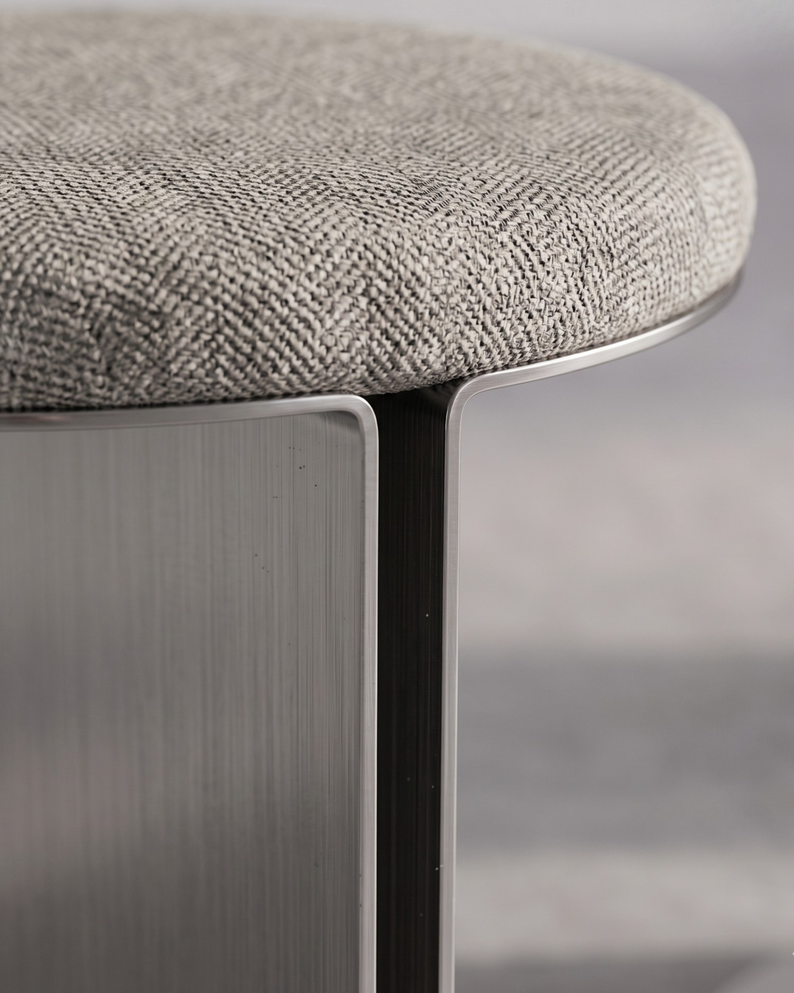 Nuuo Stool, Nuuo Tabure